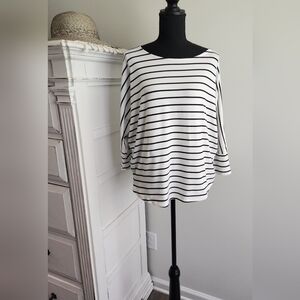 BOBEAU BLACK & WHITE STRIPED BLOUSE